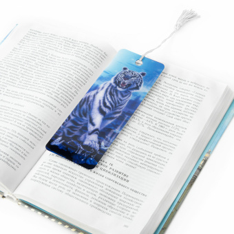 Закладка для книг 3D, BRAUBERG, объемная, "Белый тигр", с декоративным шнурком-завязкой, 125754 за 53 ₽. Закладки для книг. Доставка по России. Без переплат!