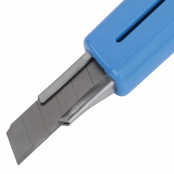 Нож канцелярский 9 мм BRAUBERG "Delta", автофиксатор, цвет корпуса голубой, блистер, 237086 за 383 ₽. Ножи канцелярские универсальные. Доставка по России. Без переплат!